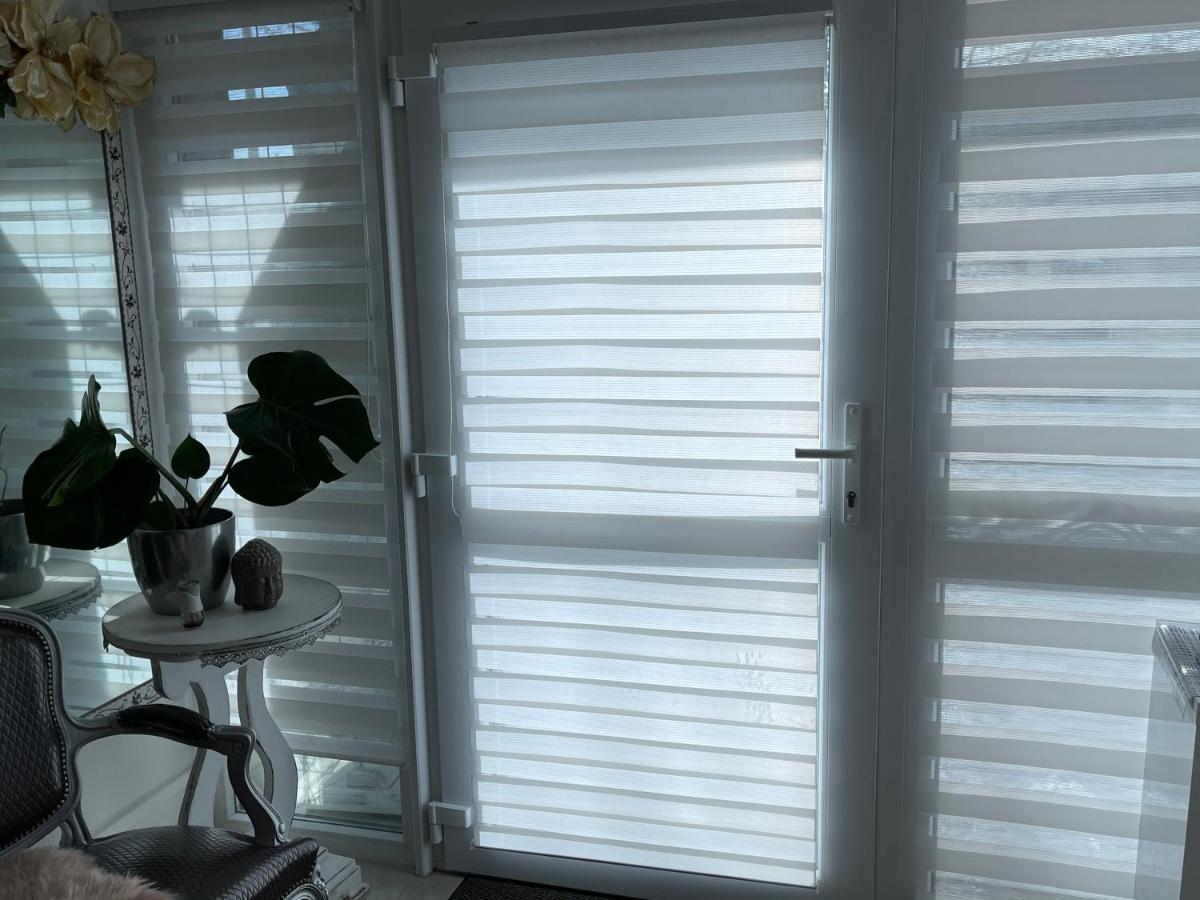 Little Brill Apartment เอ็กเกอร์ ภายนอก รูปภาพ