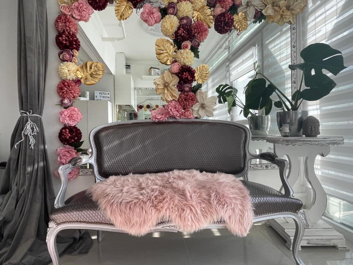 Little Brill Apartment เอ็กเกอร์ ภายนอก รูปภาพ
