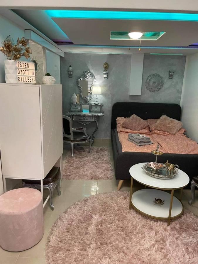 Little Brill Apartment เอ็กเกอร์ ภายนอก รูปภาพ